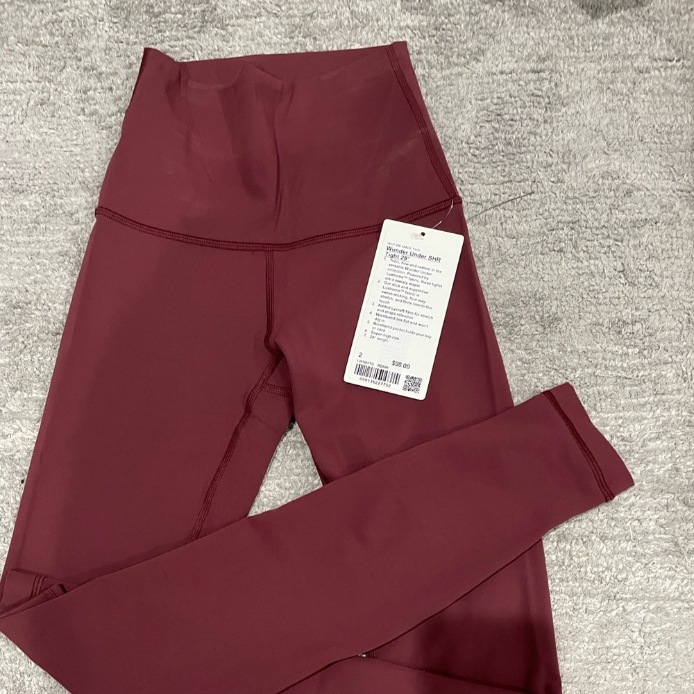 NWT super high rise wunder unders size 2 28 inches